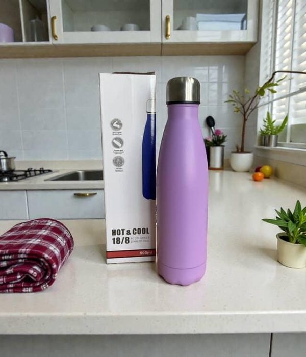 botella de acero violeta
